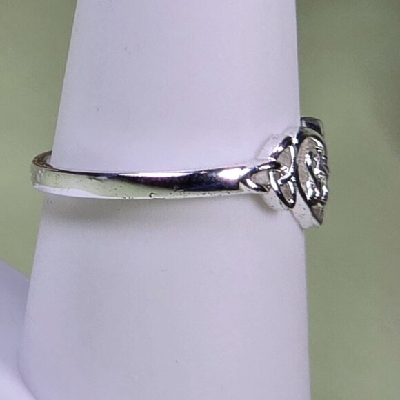 Sterling Silver Celtic‎ Knot Heart Ring Size 8 (NWOT) - Picture 3 of 6